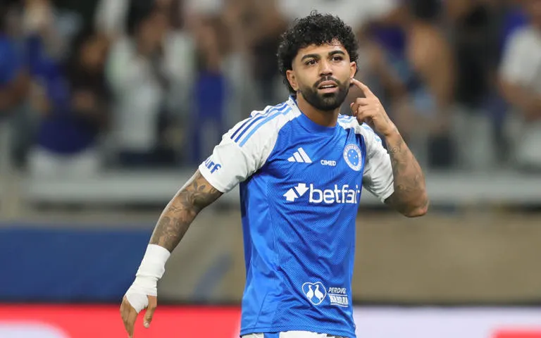 Gabigol marca no fim, e Cruzeiro vence o Flamengo pelo Brasileirão