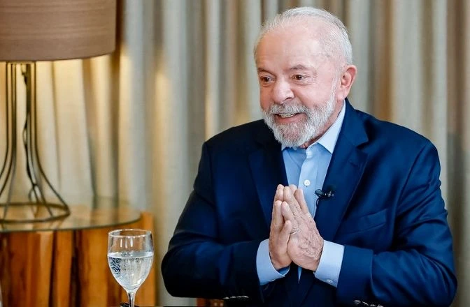 Após acordo sobre tarifas, Brasil quer revogar sanções impostas pelos EUA a autoridades brasileiras