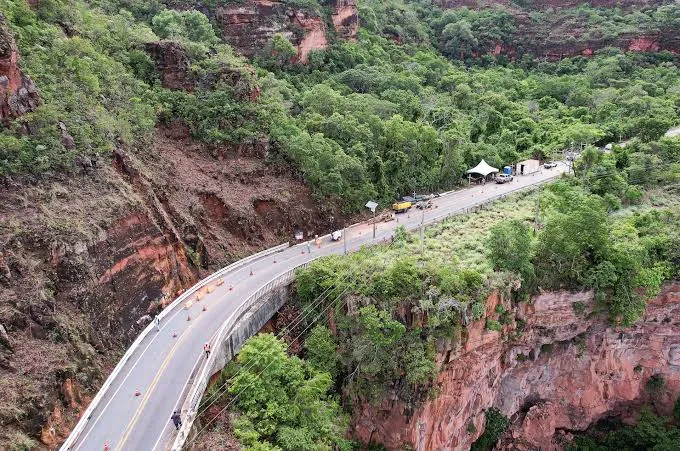 Trânsito fica em meia pista no Portão do Inferno a partir desta segunda; entenda