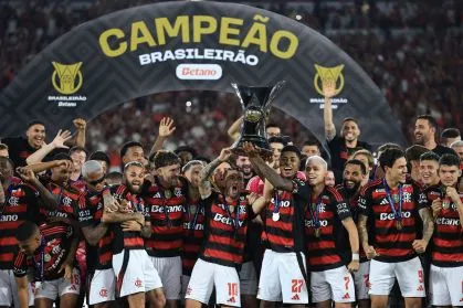Flamengo vence o Ceará e conquista o título do Brasileirão