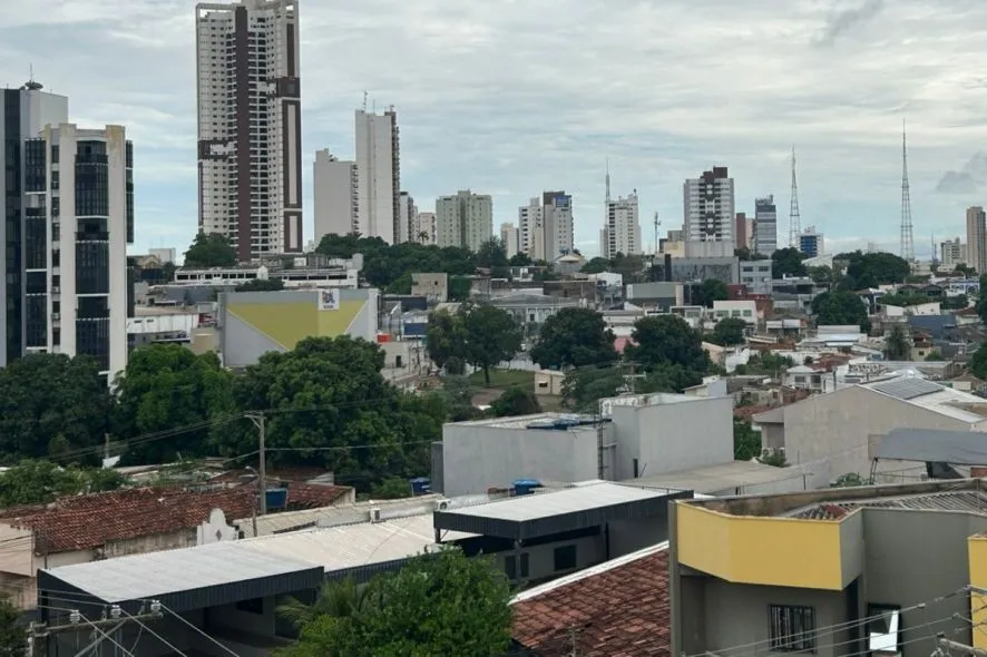 Cuiabá tem feriado chuvoso; semana será de temperaturas amenas