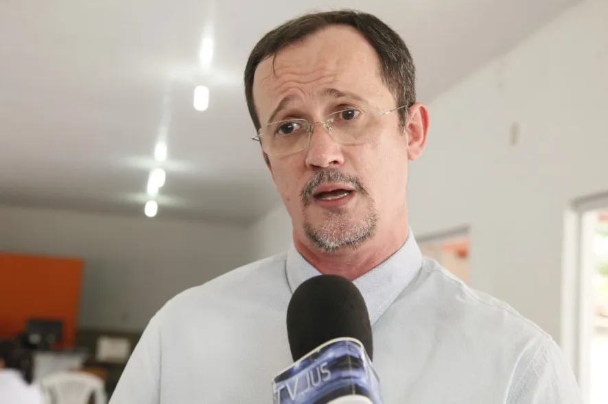 CNJ prorroga PAD contra juiz que “confiscou” celular de Zampieri