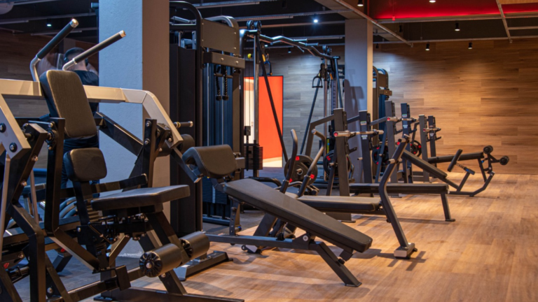 Consumo de anabolizantes sem indicação médica é prejudicial à saúde