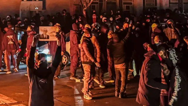 Número de mortos em protestos no Irã chega a 5 mil, diz autoridade