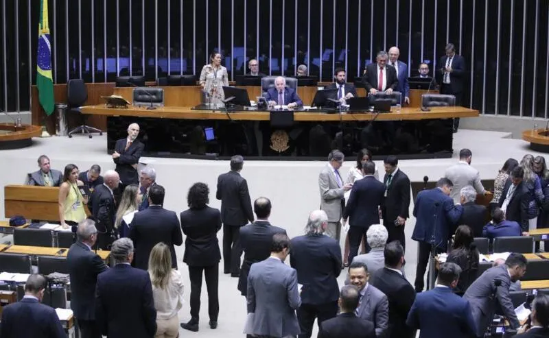 Câmara Federal cogita aumentar número de deputados; MT pode ganhar mais uma cadeira