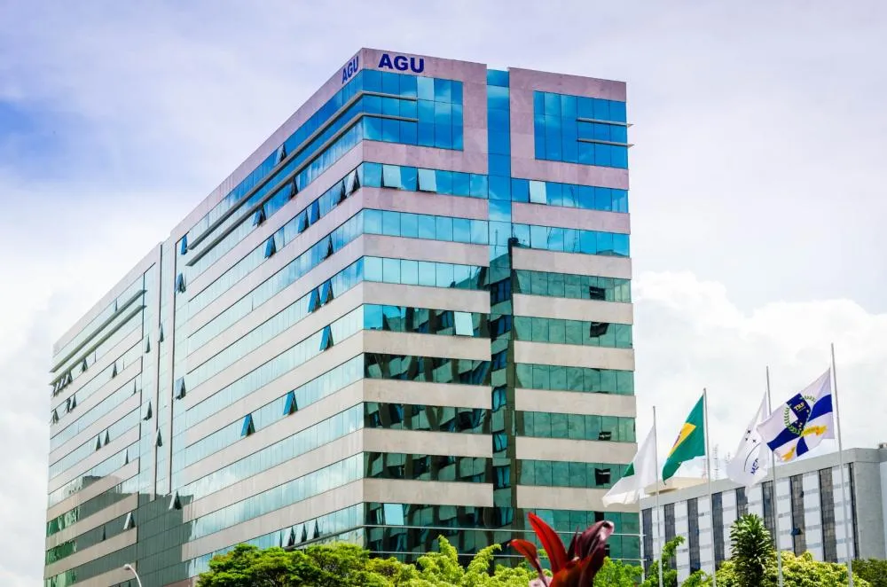 PIX: AGU quer cobrar deputados por dano à economia