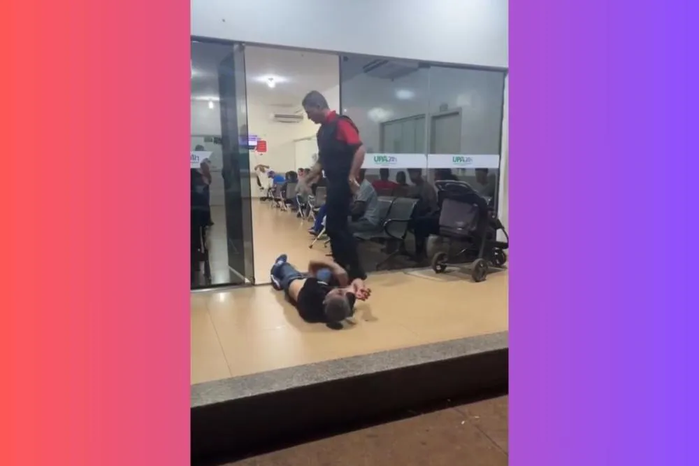 Homem sangrando é arrastado para fora de UPA por guarda; veja vídeos