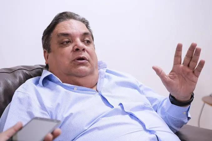 MPE processa ex-deputado acusado de ceder cartão da ALMT a advogado de partido