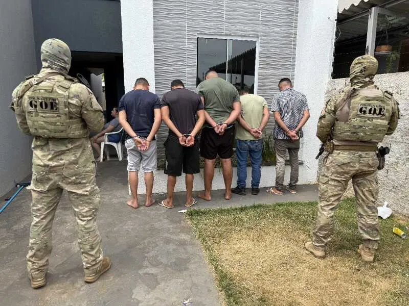 Bando que roubou Sicredi levou cerca de R$ 400 mil; 14 já foram presos