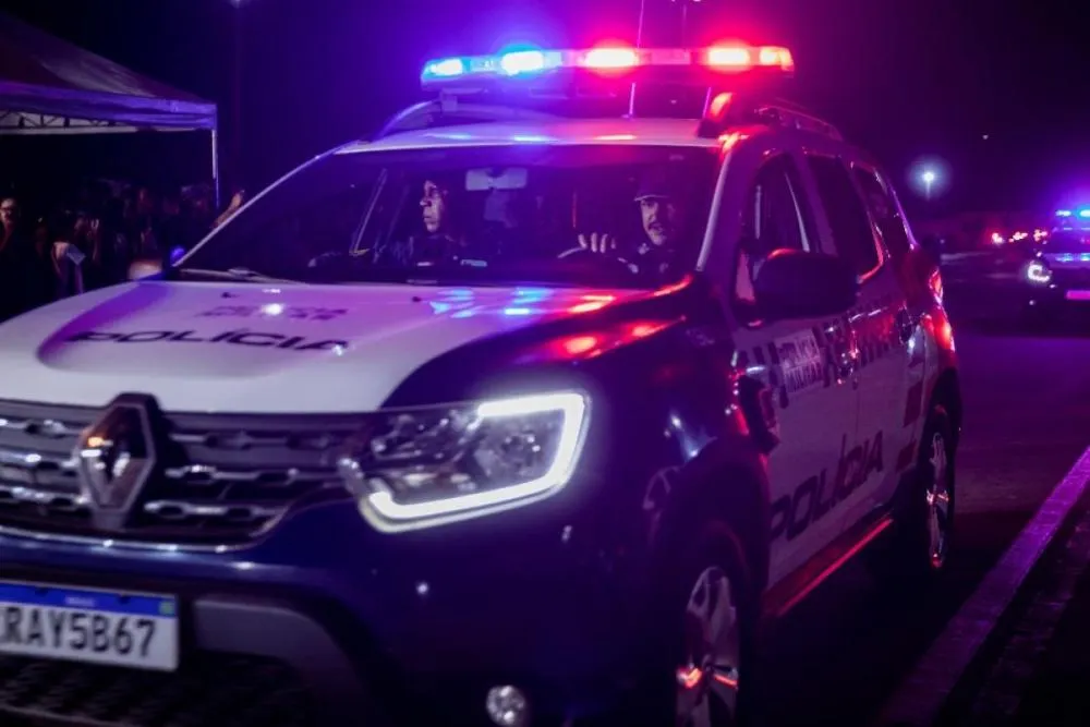 Morador de chácara ouve barulho, atira 'para assustar' e atinge menino de 12 anos