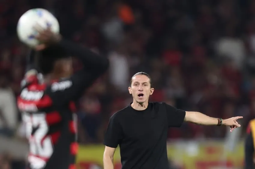 Filipe Luís tem desfalques para Flamengo x Juventude; lista pode contar com sete nomes